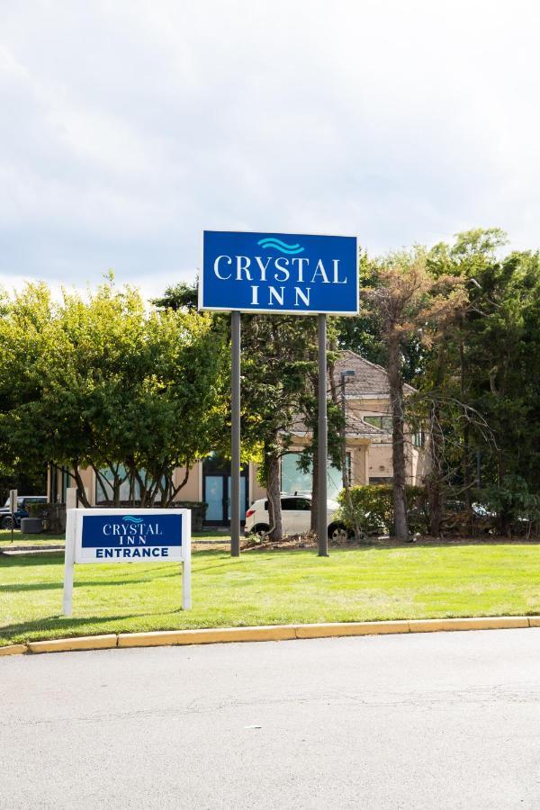 Crystal Inn Итонтаун Экстерьер фото